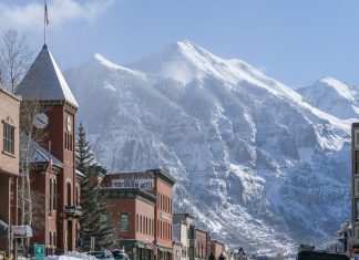 The ultimate guide to Colorado’s coolest ski towns