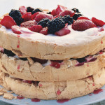 354211_three-layer-berry-pavlova_6x4