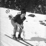 Person snow skiing down a slope.ca 1939.Reference number: 1/2-010167-F