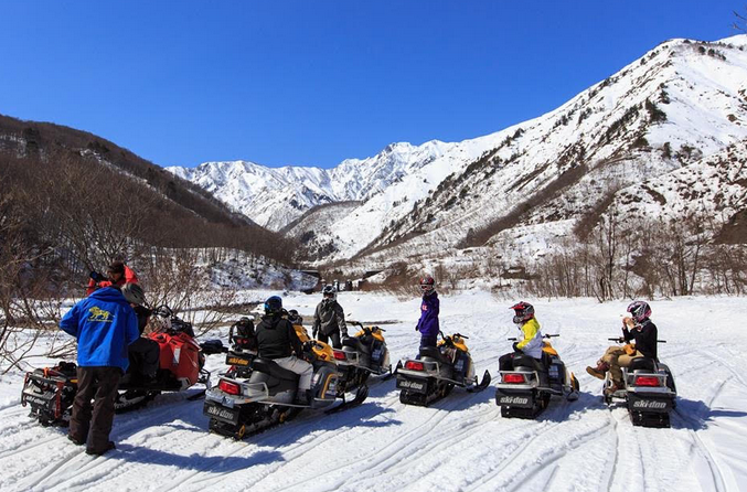 Lion Adventure snowmobile tours