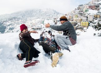 Eat pray ski – one woman’s backcountry ski adventure in India