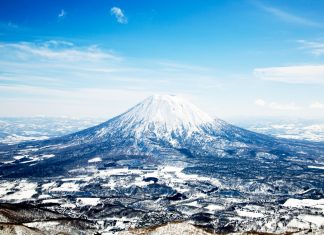 8 luxe ski hotels in Niseko Japan