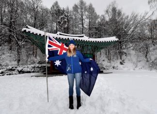 Para-snowboarder Badenhorst to carry flag