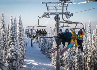 140 skiers and boarders evacuated from chairlift in dramatic rescue whitefish