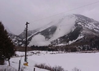 Colorado under historic extreme avalanche danger, A Basin closes o