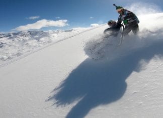 VIDEO: Be inspired by the Aussie quadriplegic who heli skis in Alaska heli adaptive
