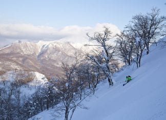 Best multi resort guided ski and snowboard tours in Japan