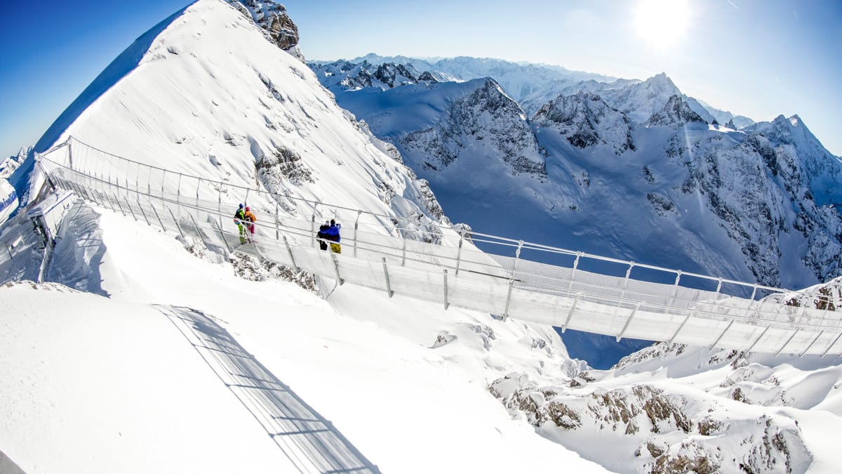 Titlis Cliff Walk