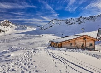 Woman and two children die in avalanche while skiing in Italy Val Senales