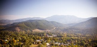 Ultimate guide to Bright – the chic town near Victoria’s ski fields