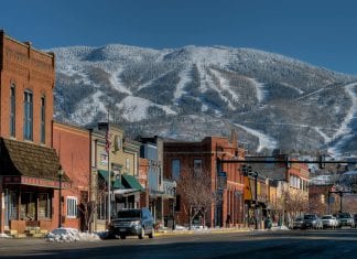Season to season: the torrid love affair of life in a ski town