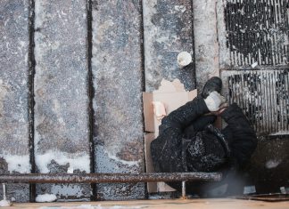 How skiers and boarders can help the homeless this winter