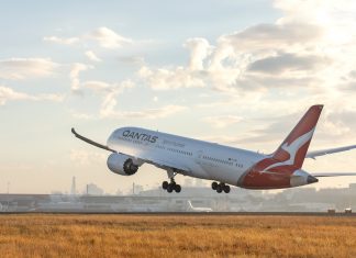 Qantas to reward vaccinated travellers – win a year of free flights
