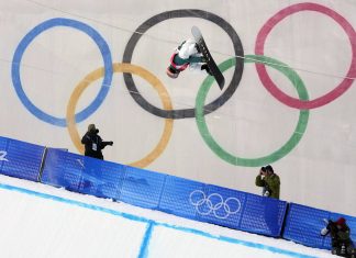 Valentino Guseli, Australia’s snowboard teen wonder in Beijing halfpipe