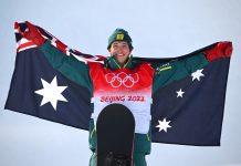Hirano gold, Scotty James SILVER in snowboard halfpipe in Beijing