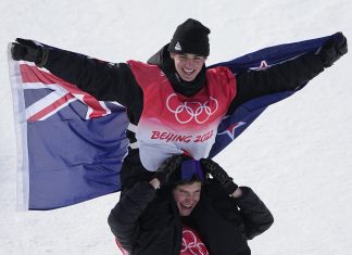 Kiwi Nico Porteous takes GOLD in ski halfpipe in Beijing