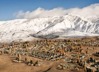 How to buy your own NZ ski chalet (with Cardrona in your backyard)