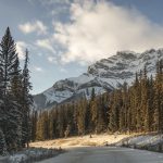 Destination_Winter_ScenicDrive_Banff_NoelHendrickson_002