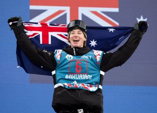 Tess Coady takes bronze in FIS World Champs snowboard Big Air