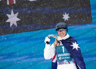 Danielle Scott takes silver for Australia at the FIS World Championships