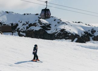 Cash strapped Whakapapa New Zealand launch season pass – kids ski free