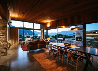 Live like the snow queen/king you are in this Wanaka designer ski home