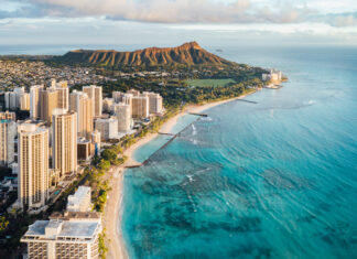 Five must-do experiences for skiers and snowboarders on a Hawaii stopover