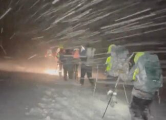 Two hikers rescued in blizzard conditions in Kosciuszko National Park