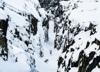 Backcountry skiers bag first descent on Cradle Mountain Tasmania